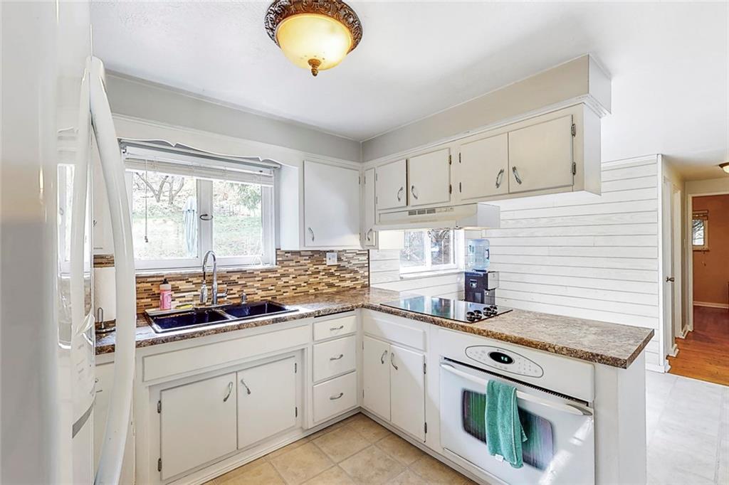 2340 Washington Road Canonsburg, PA 15317 - Photo 7 of 23 Gallery Image 7