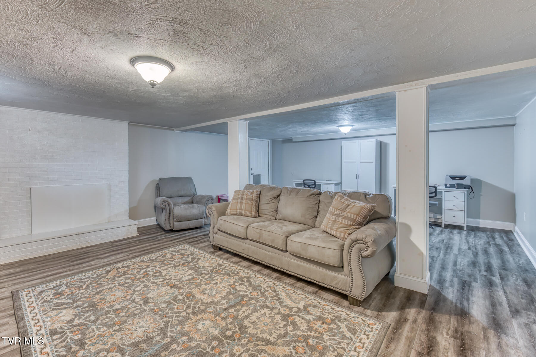 401 Sherwood Road Bristol, VA 24201 - Photo 25 of 43 DEN