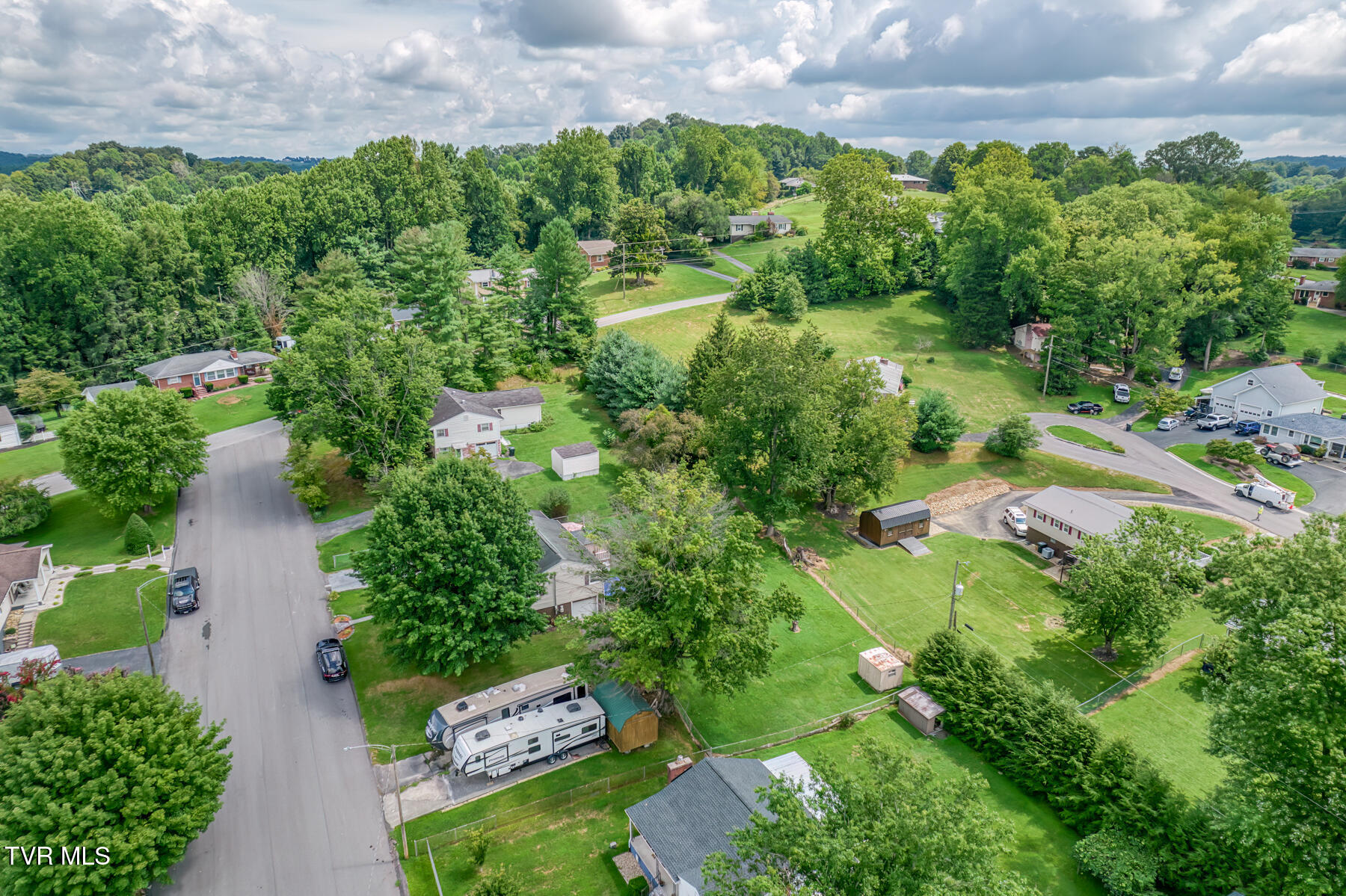 401 Sherwood Road Bristol, VA 24201 - Photo 39 of 43 COMMUNITY 2