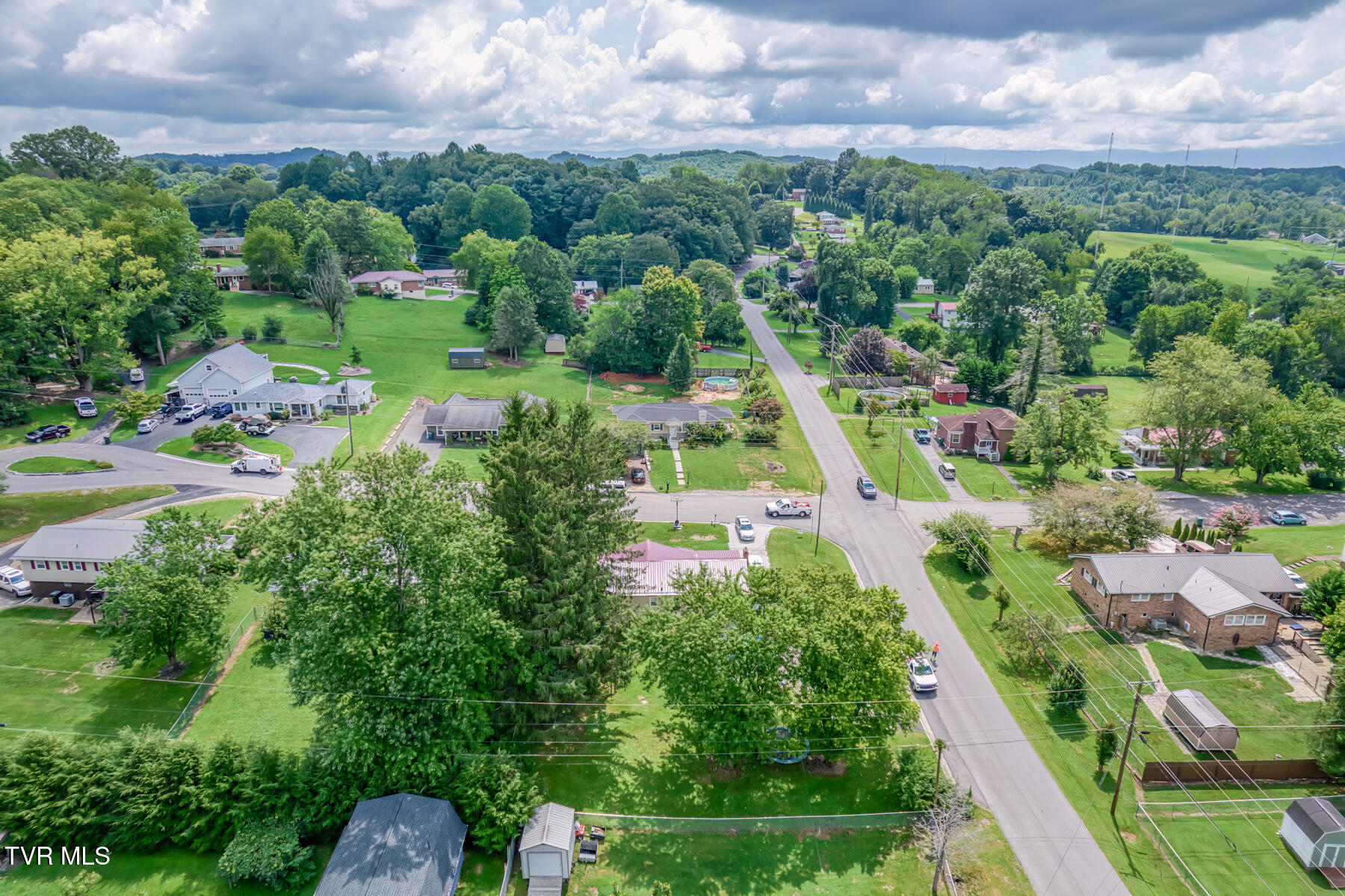 401 Sherwood Road Bristol, VA 24201 - Photo 41 of 43 COMMUNITY