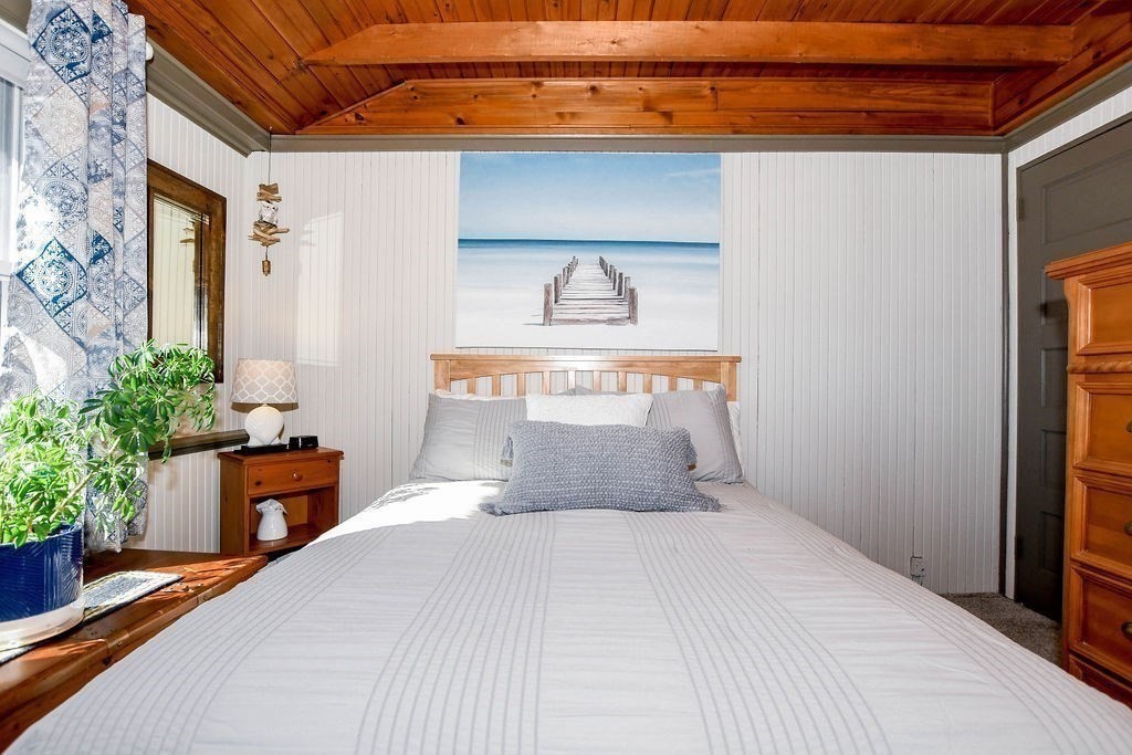 8 Briar Road Mattapoisett, MA 02739 - Photo 13 of 41 Gallery Image 13