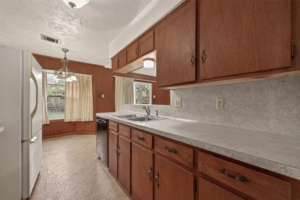 $175,000 | 4303 Brownstone Lane, Houston, TX 77053