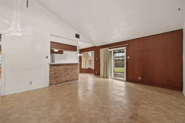 $175,000 | 4303 Brownstone Lane, Houston, TX 77053