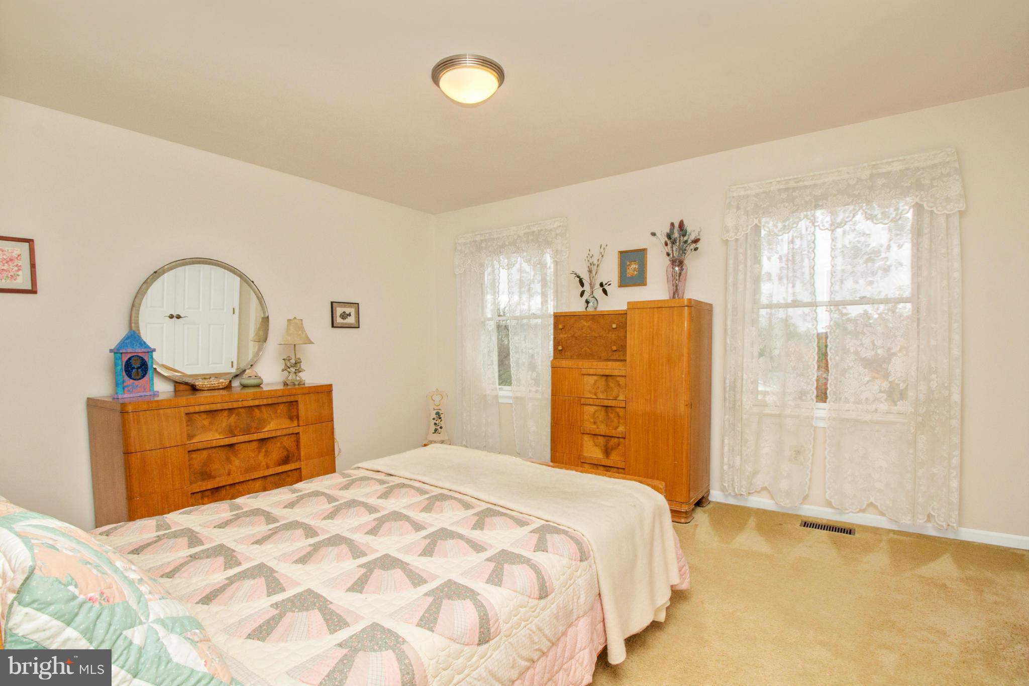 6630 Wind Ridge Road Mount Airy, MD 21771 - Photo 20 of 30 Bedroom