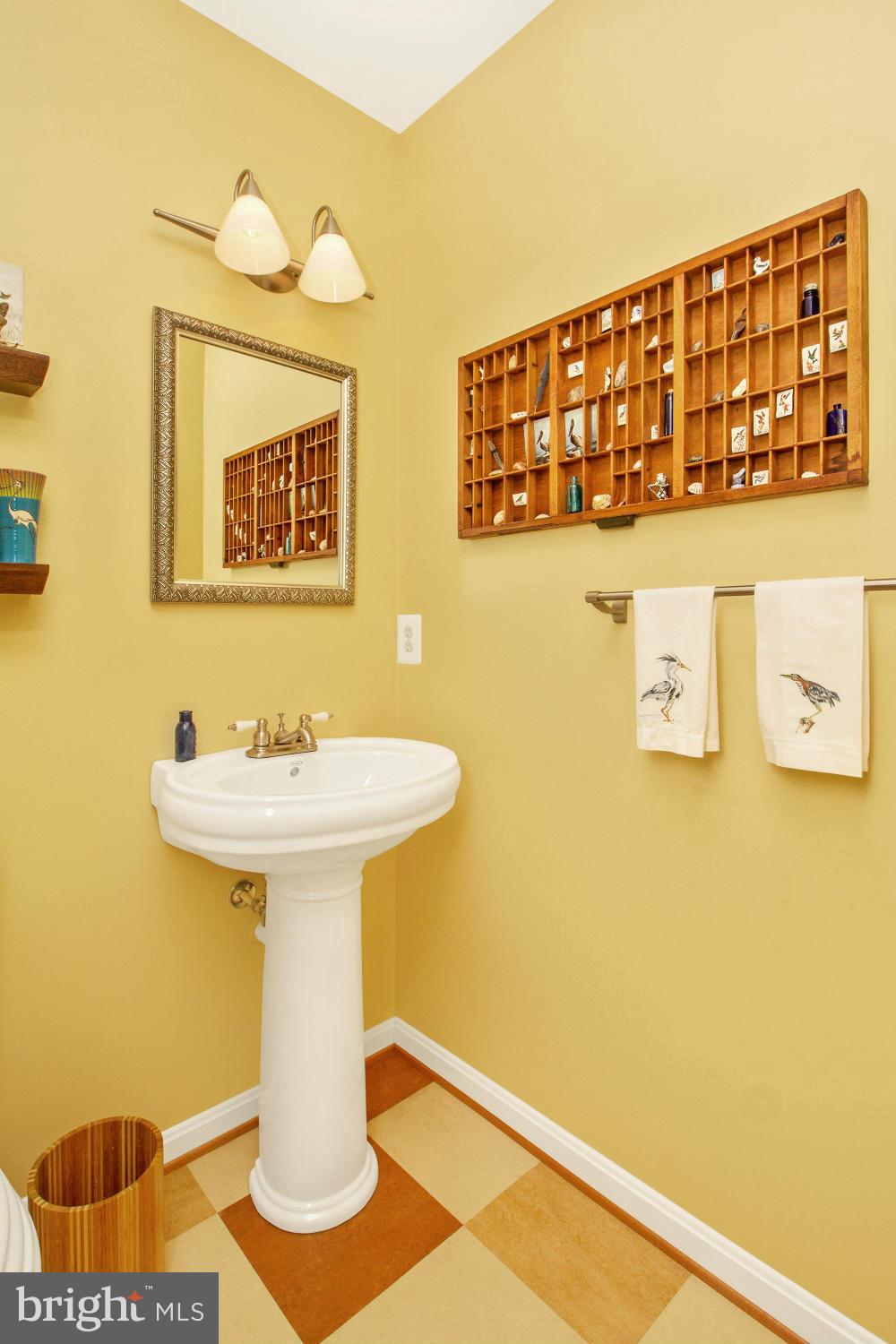 6630 Wind Ridge Road Mount Airy, MD 21771 - Photo 4 of 30 Bath