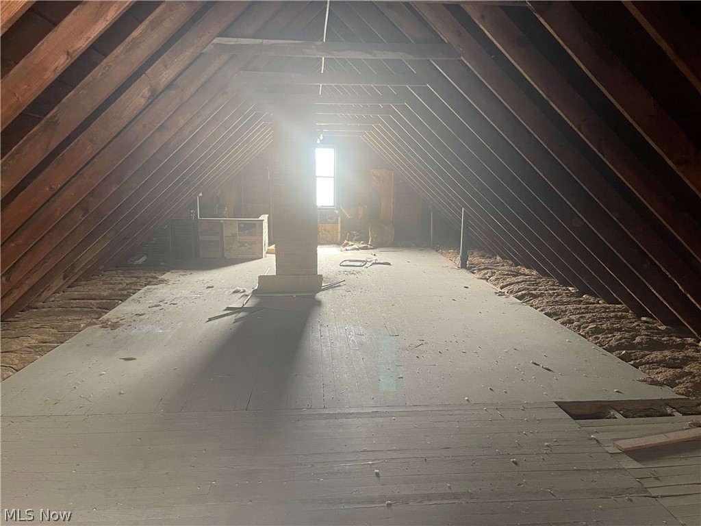 988 Paxton Road Cleveland, OH 44108 - Photo 18 of 23 View of attic