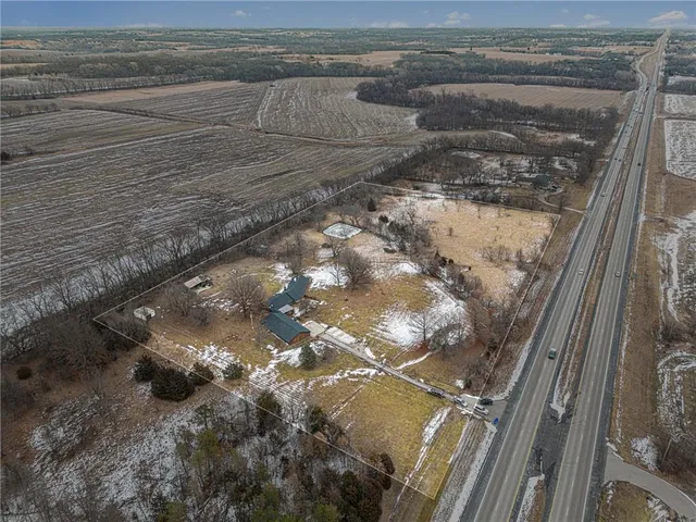 $730,000 | 19190 State Avenue, Tonganoxie, KS 66086