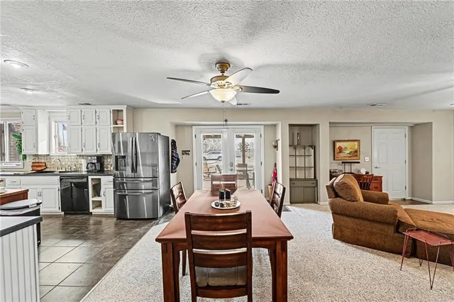 $730,000 | 19190 State Avenue, Tonganoxie, KS 66086