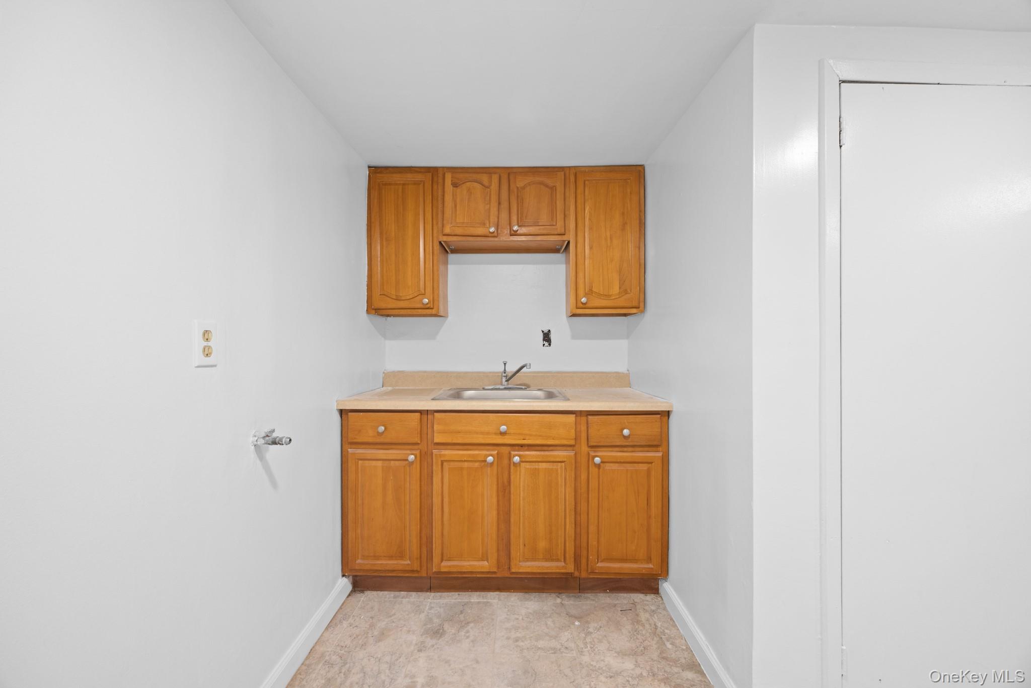 16737 109th Road Queens, NY 11433 - Photo 16 of 19