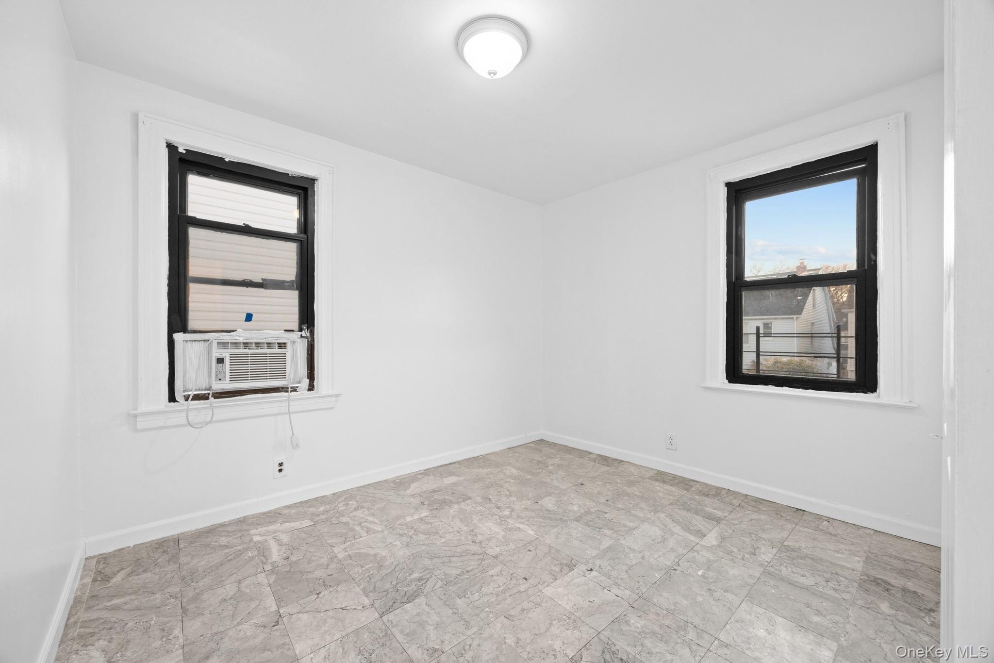 16737 109th Road Queens, NY 11433 - Photo 10 of 19