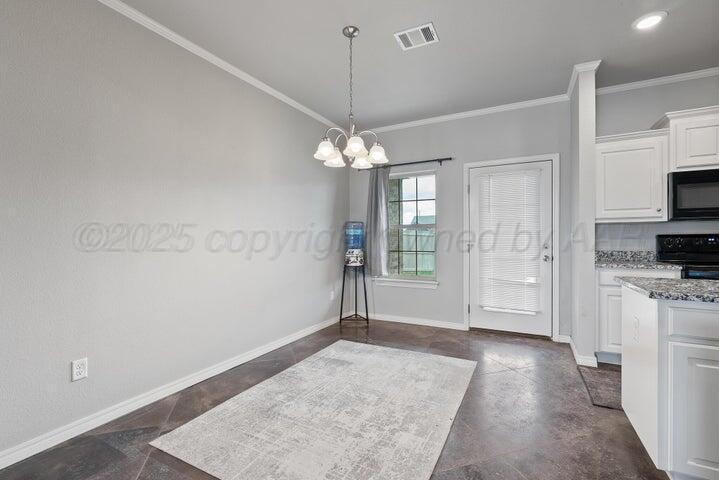 7400 Jake Street Amarillo, TX 79119 - Photo 7 of 14 Dining Area