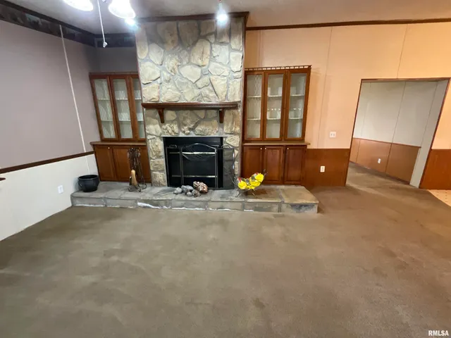 $185,000 | 7106 Krutsinger Road, Kinmundy, IL 62854