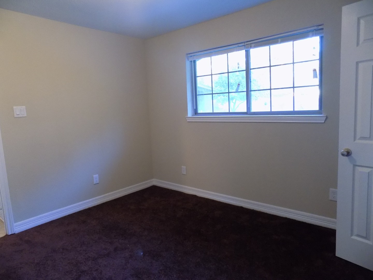 12705 Pebble Creek Lane Cypress, TX 77429 - Photo 10 of 19 an empty room with a window