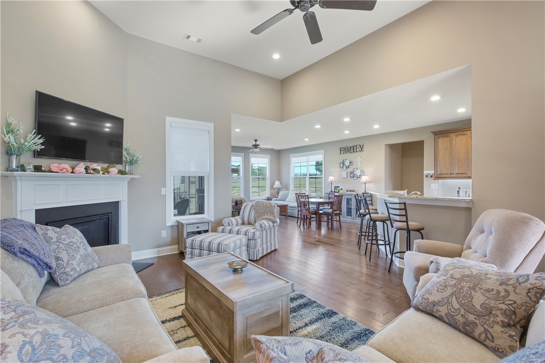 515 Paramount Drive Seneca, SC 29678 - Photo 22 of 40 Gallery Image 22