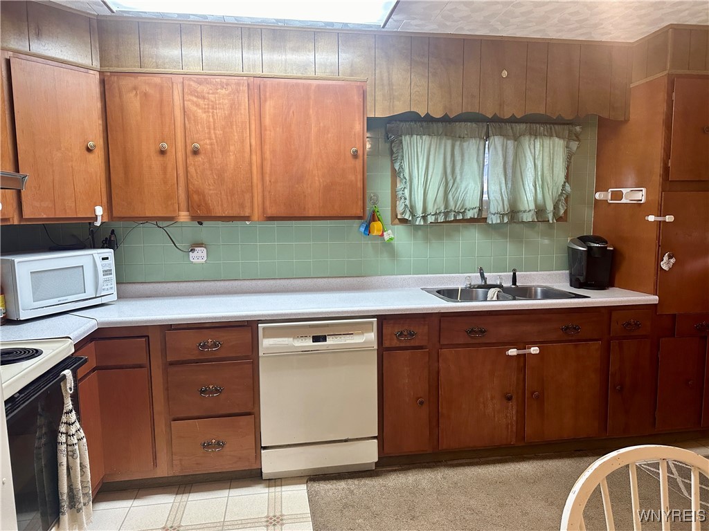 3442 Suckerbrook Road Perry, NY 14530 - Photo 6 of 18 Kitchen