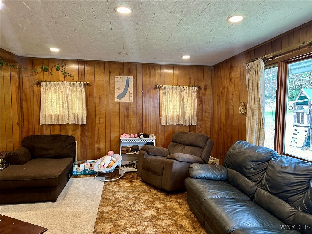 3442 Suckerbrook Road Perry, NY 14530 - Photo 9 of 18 Living Room