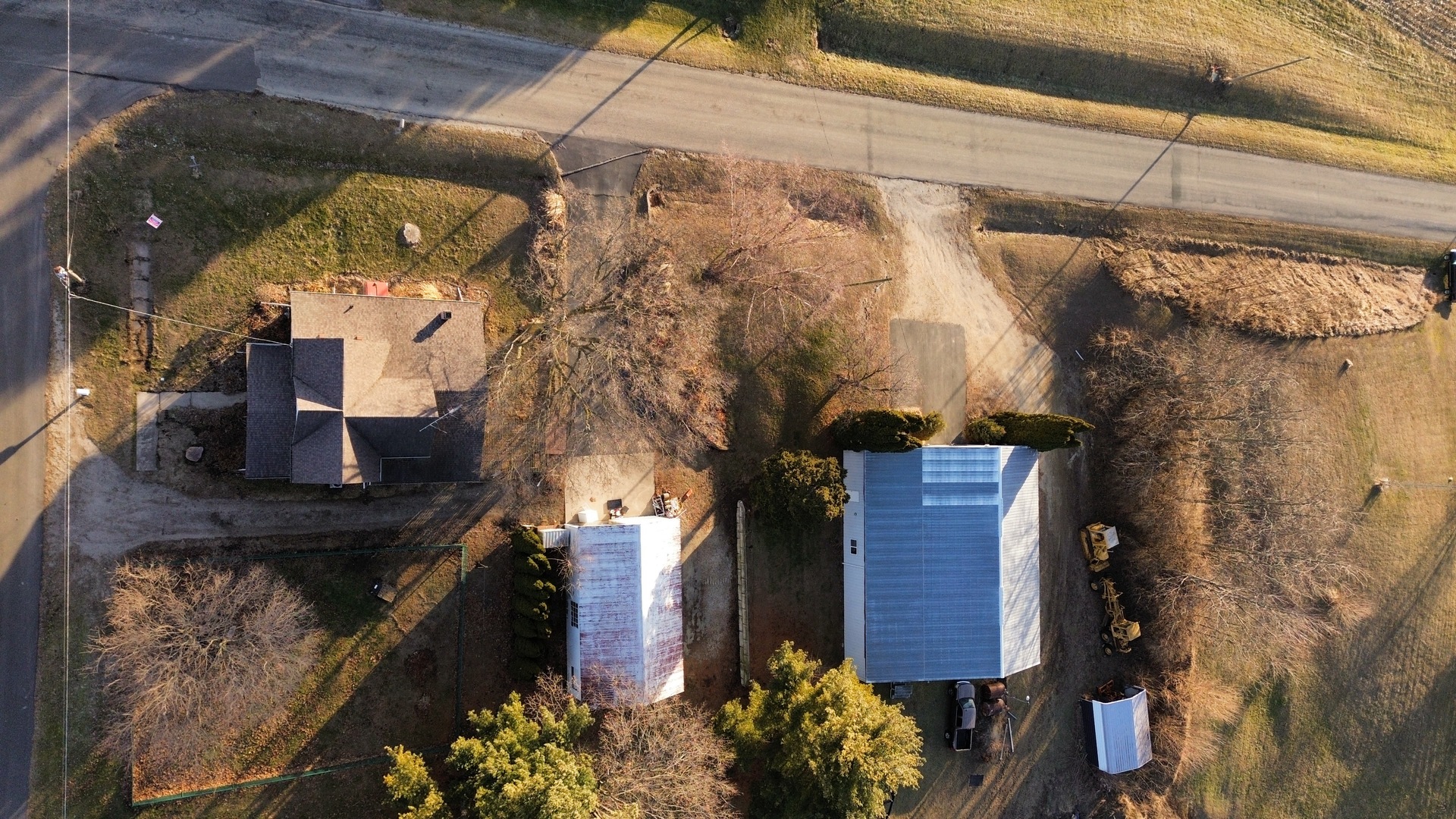 10015 Stichter Street Fenton, IL 61251 - Photo 34 of 35 a view of a house with a yard