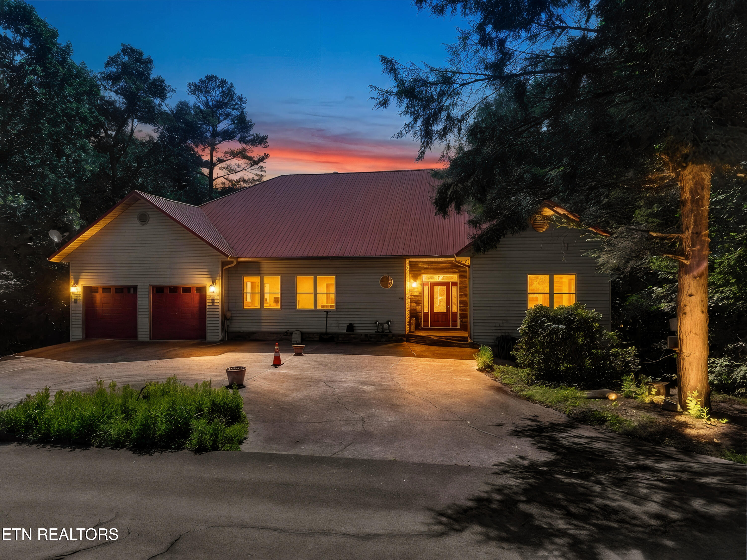 122 Lakeside Trace Townsend, TN 37882 - Photo 1 of 57 DJI_20260701105740_0090_D_1-2