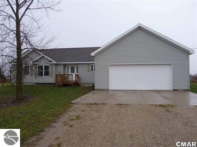 6398 East Millbrook Road Shepherd, MI 48883 - Photo 10 of 23 1773154-9.JPG