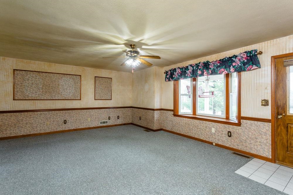 10807 Indian Trail Road Harrisonburg, VA 22802 - Photo 9 of 32 a view of an empty room with a window