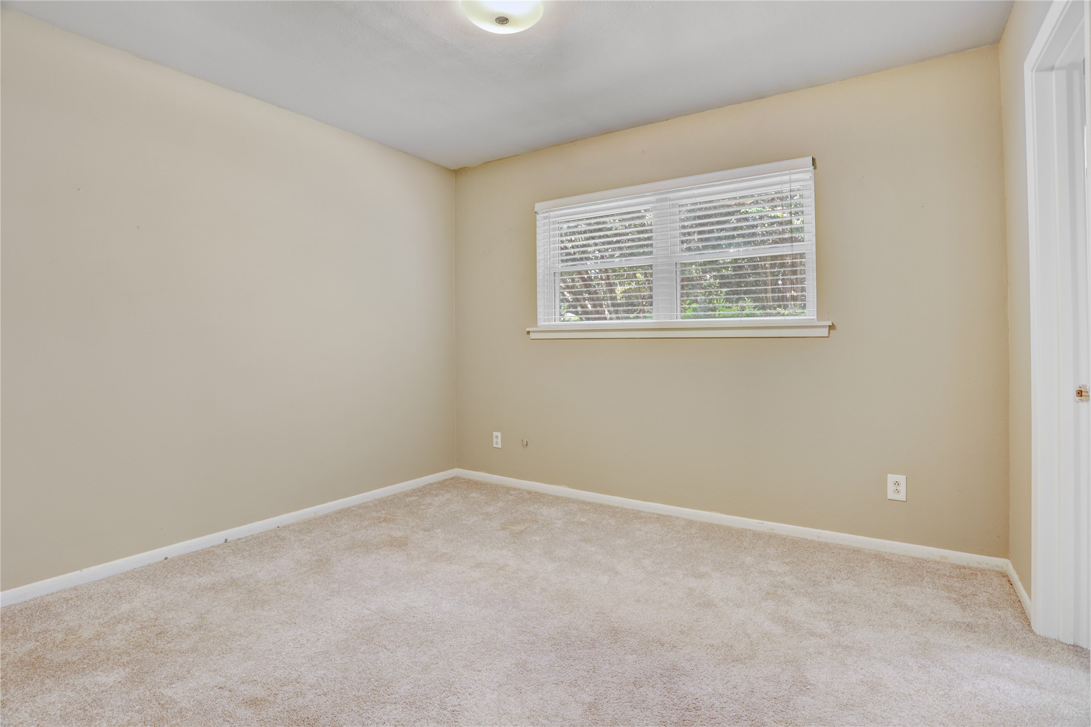 319 Garrett Road Wharton, TX 77488 - Photo 19 of 29 BEDROOM # 2