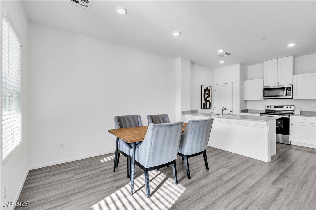 507 Blue Ridge Cove Court Henderson, NV 89002 - Photo 11 of 34