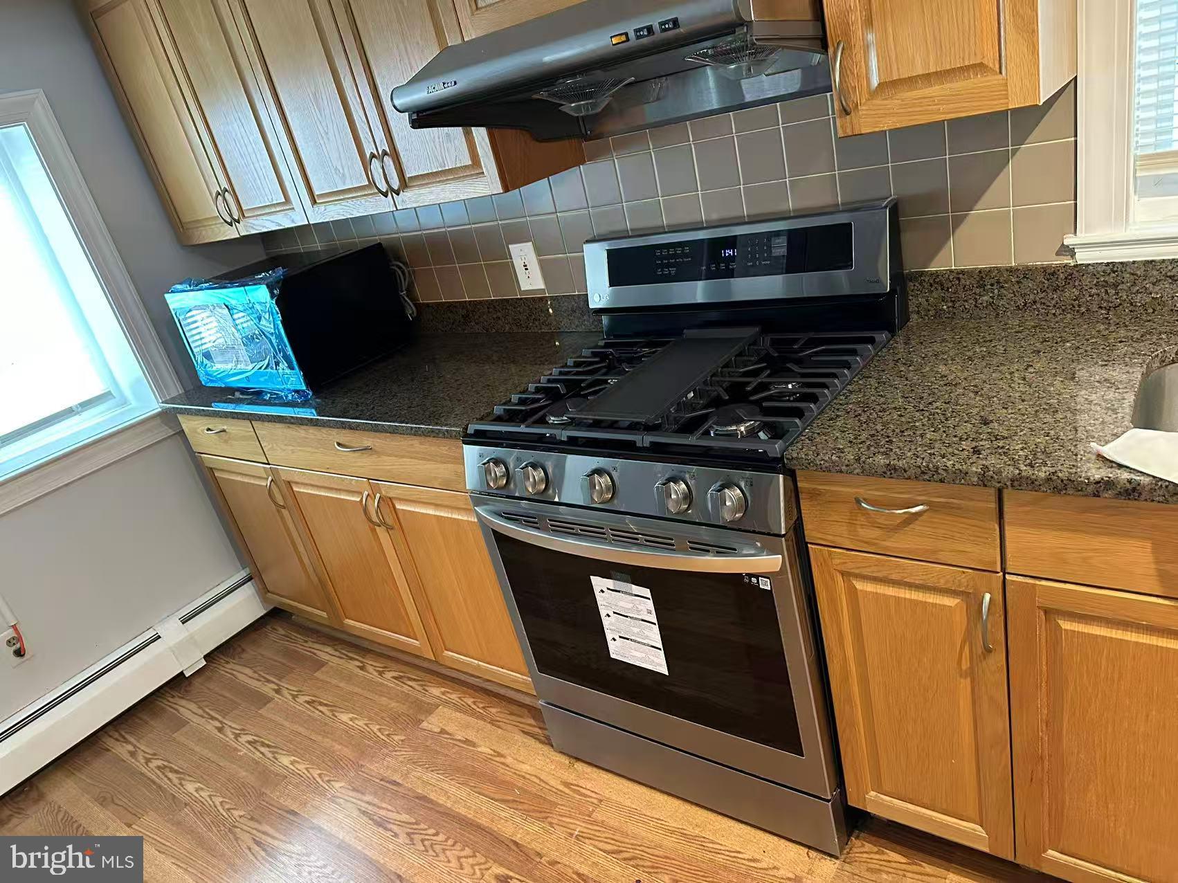 222 Rockglen Road Wynnewood, PA 19096 - Photo 8 of 25