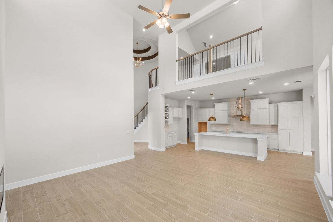 120 Buckaroo Drive Georgetown, TX 78633 - Photo 4 of 40