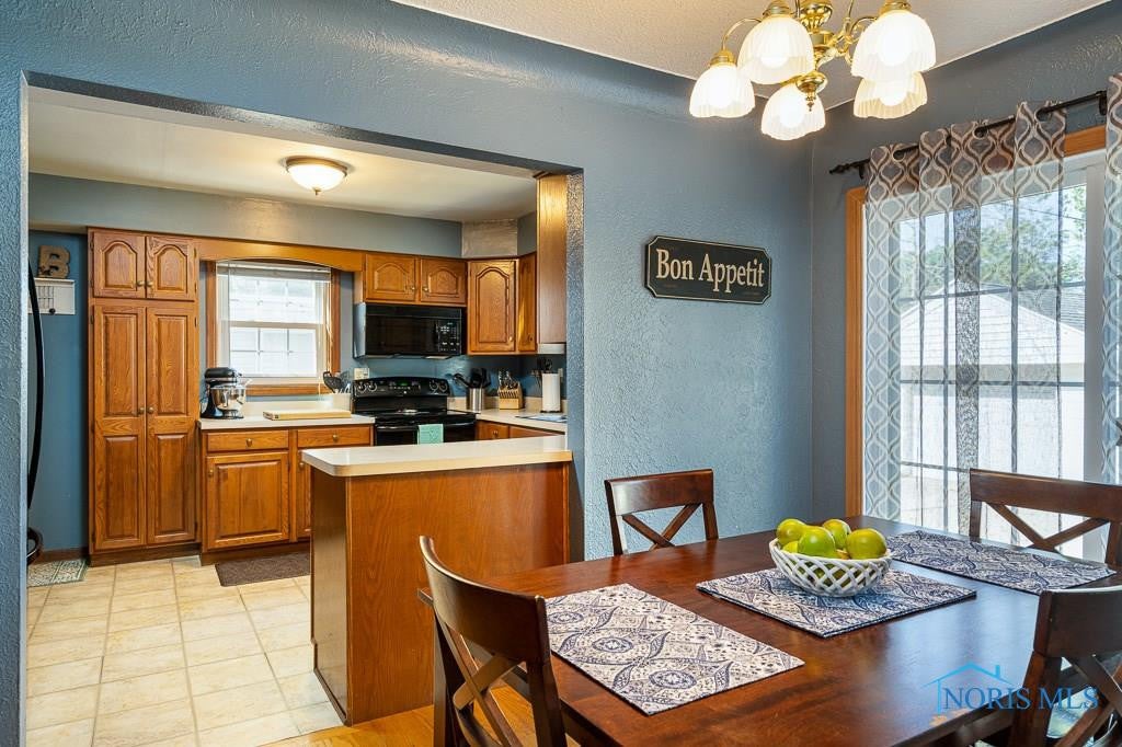 4441 Garrison Road Toledo, OH 43613 - Photo 12 of 43 Gallery Image 12
