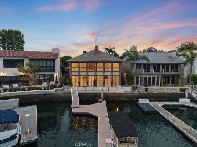 $12,700,000 | 73 Linda Isle, Newport Beach, CA 92660
