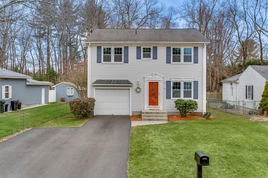 55 Dutchess Street Springfield, MA 01129 - Photo 1 of 41