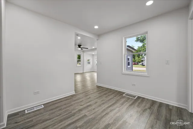 $265,000 | 302 North Center Street, Plano, IL 60545