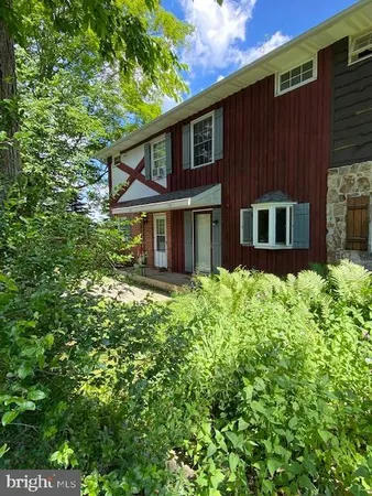 $156,900 | 730 South Shore Trail, Central City, PA 15926