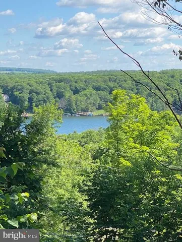 $156,900 | 730 South Shore Trail, Central City, PA 15926