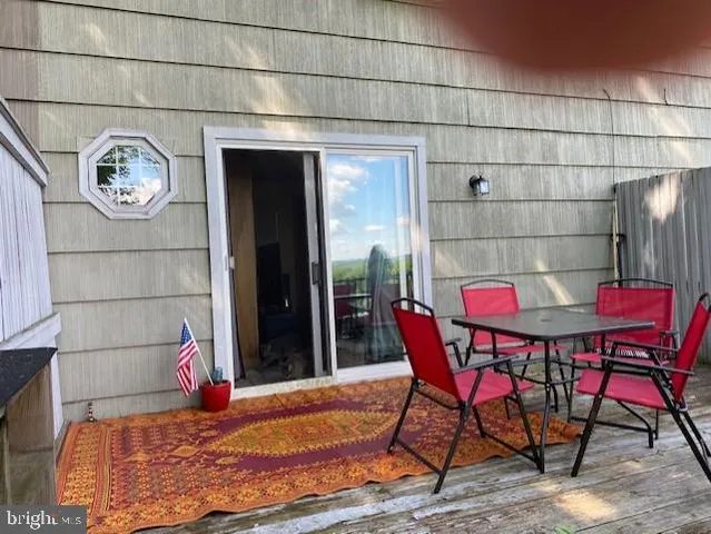 $156,900 | 730 South Shore Trail, Central City, PA 15926