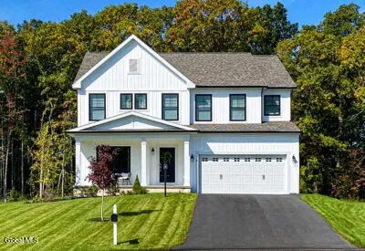 $849,900 | 1 Stone Crk Drive, East Greenbush, NY 12061