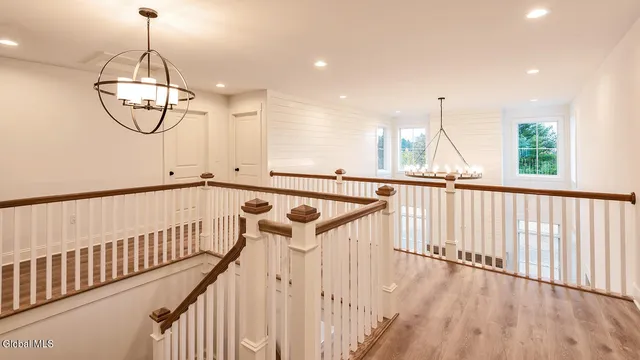 $849,900 | 1 Stone Crk Drive, East Greenbush, NY 12061