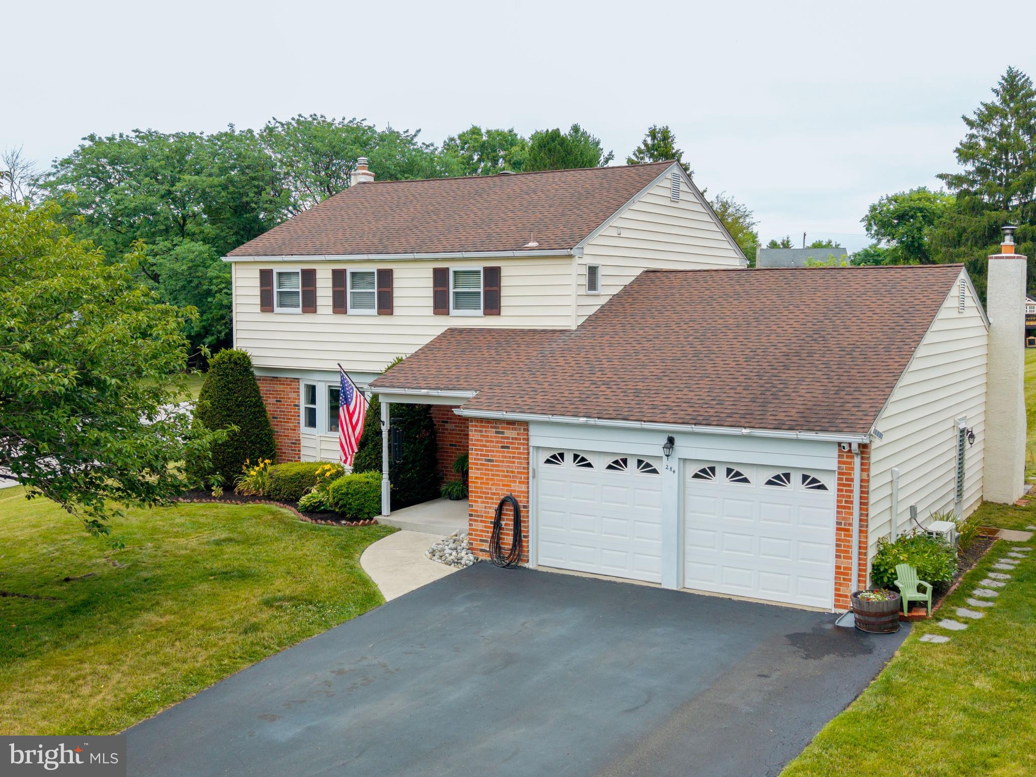 284 Manor Road Harleysville, PA 19438 - Photo 5 of 61