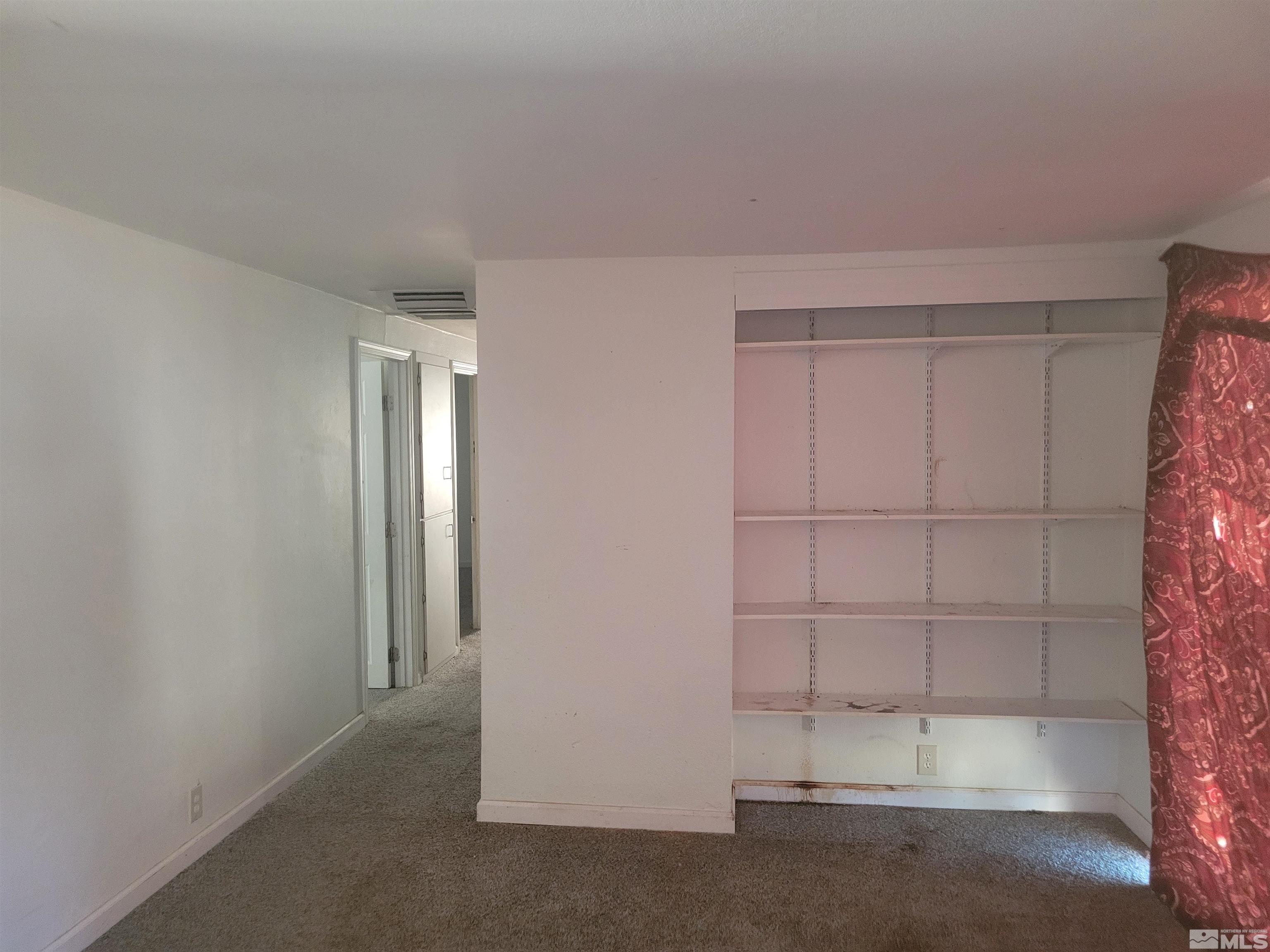 17820 Mockingbird Drive Reno, NV 89508 - Photo 8 of 14 a view of small space