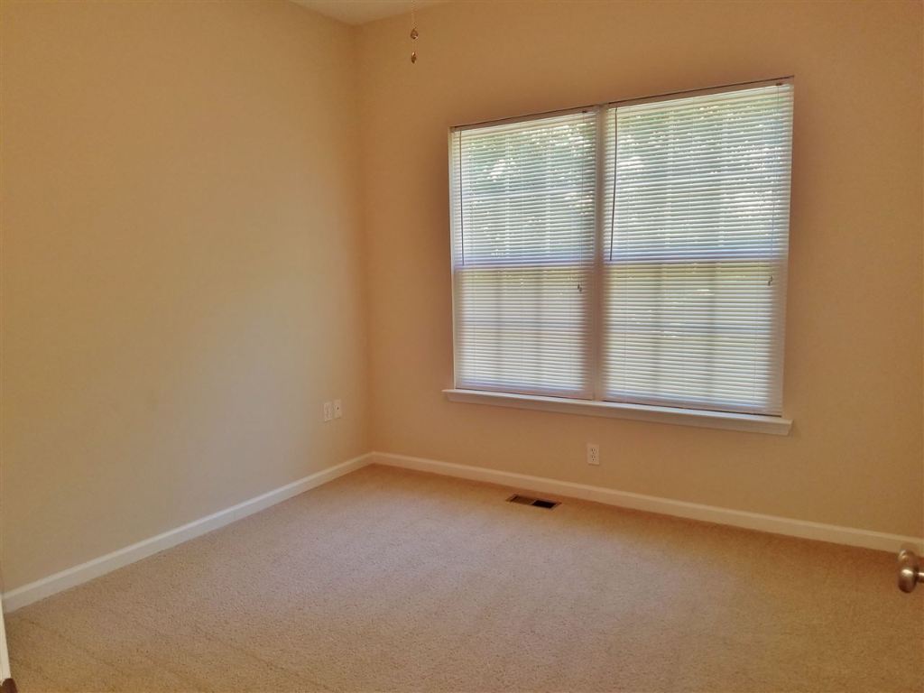 305 Tillotson Road Anderson, SC 29621 - Photo 28 of 31