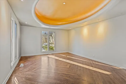 $1,075,000 | 2035 Kipling Court, Highland Park, IL 60035