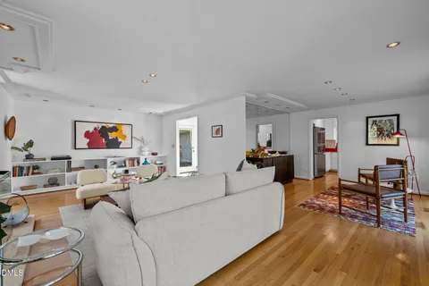 $1,050,000 | 1709 Curtis Road, Chapel Hill, NC 27514