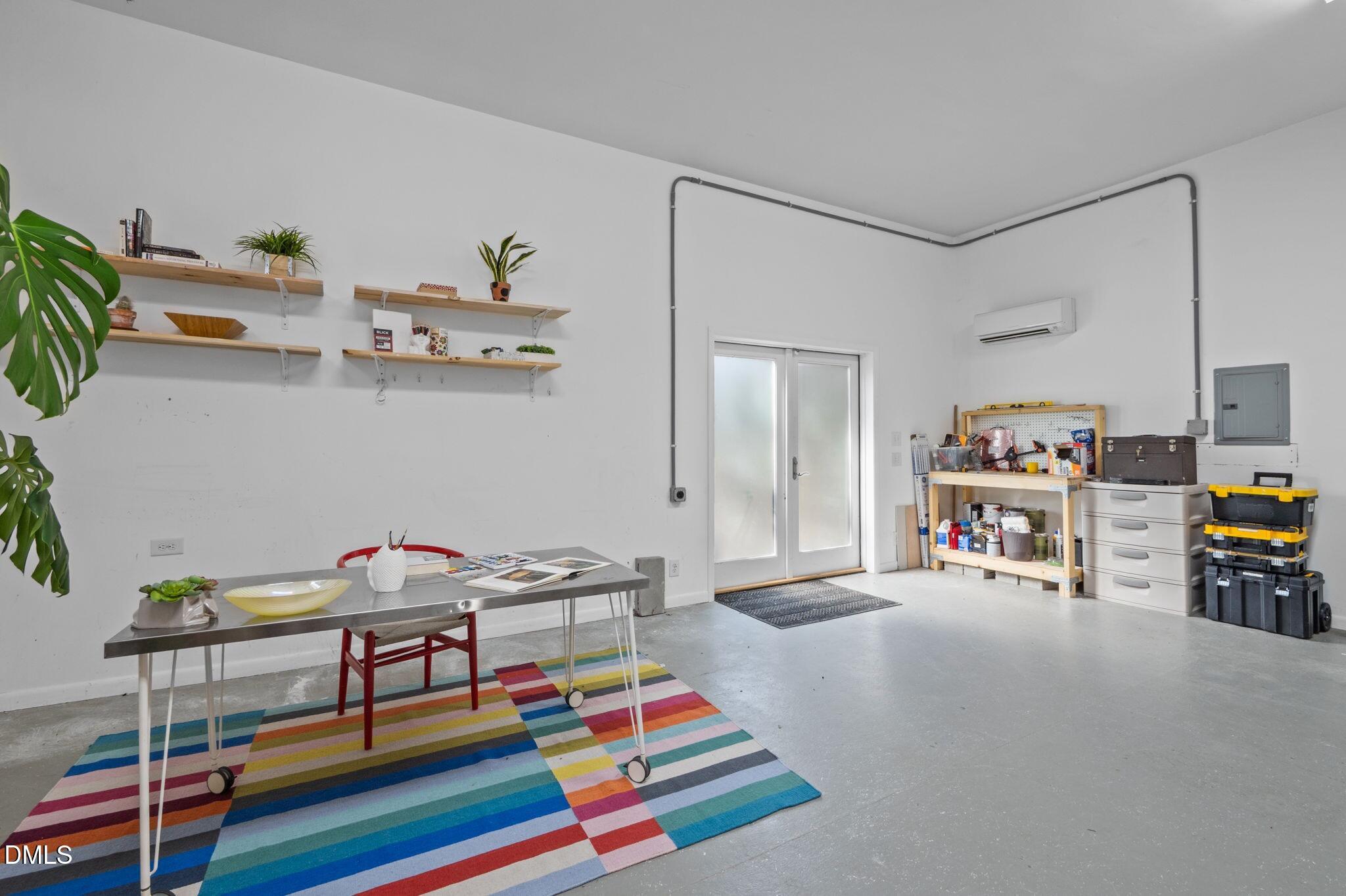 1709 Curtis Road Chapel Hill, NC 27514 - Photo 27 of 62 a room with furniture and gym equipment