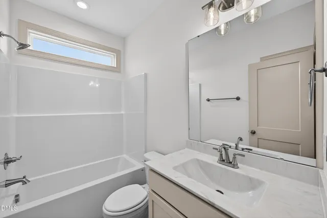 $686,000 | 30 Bella Lane, Zebulon, NC 27597