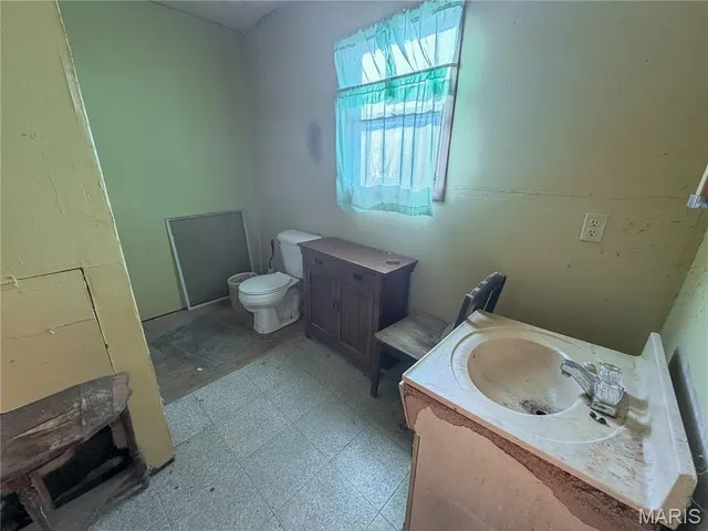 $25,000 | 518 North Avenue, Panama, IL 62077