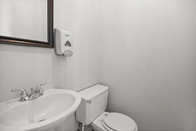 $225,000 | 822 Dekalb Avenue, Sycamore, IL 60178