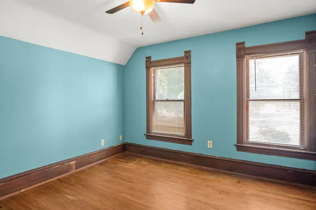 $225,000 | 822 Dekalb Avenue, Sycamore, IL 60178