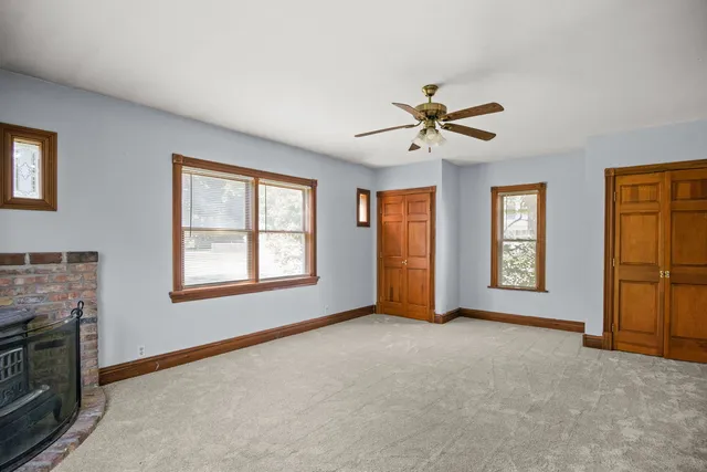 $225,000 | 822 Dekalb Avenue, Sycamore, IL 60178