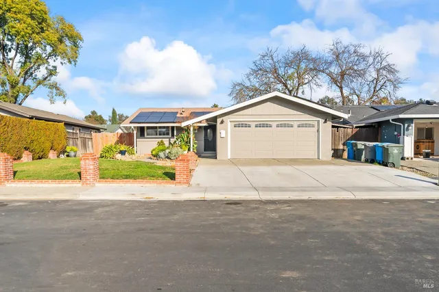 $519,999 | 255 Bowline Drive, Vacaville, CA 95687