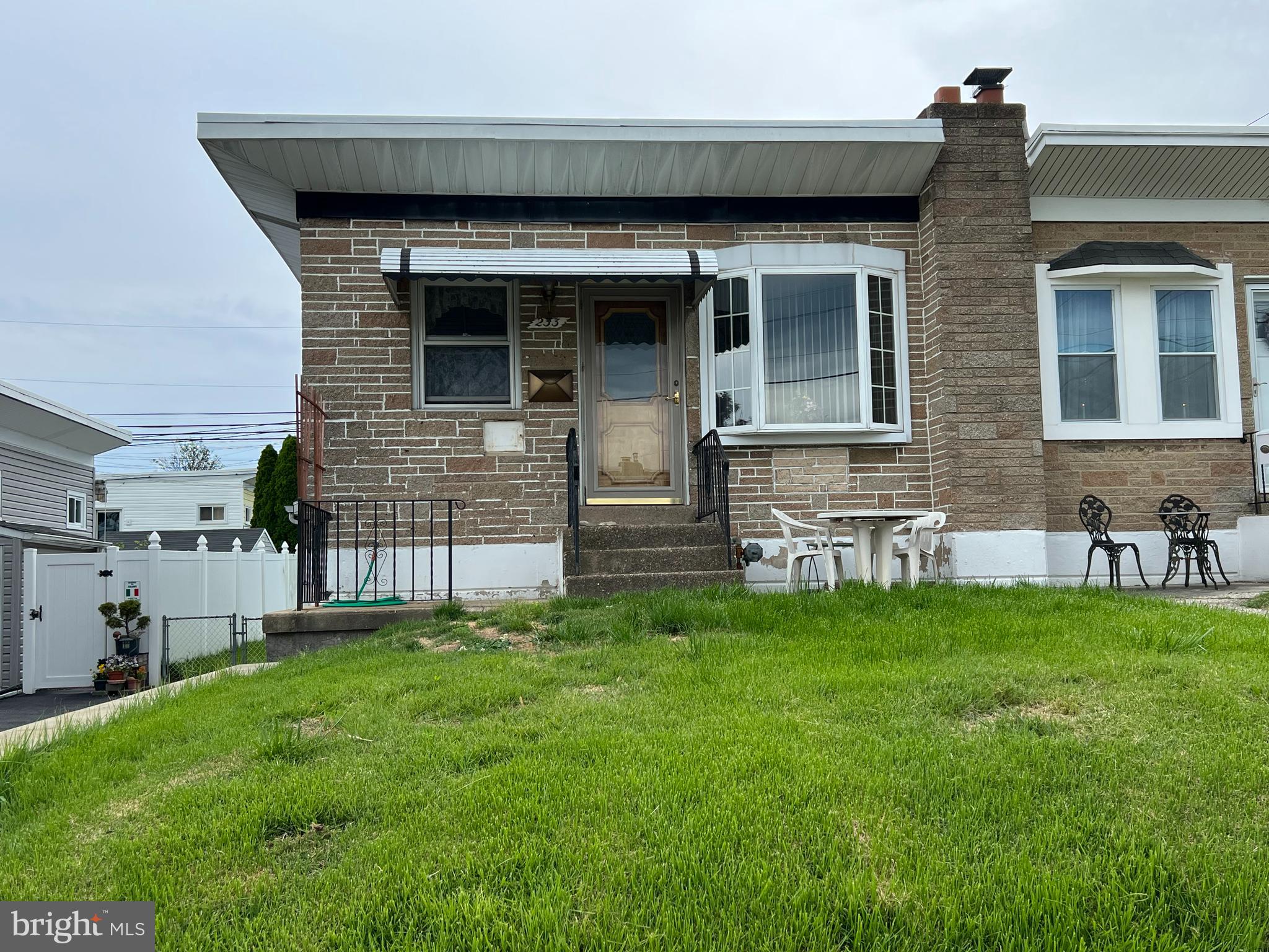 233 Hoffman Road Ridley Park, PA 19078 - Photo 1 of 20 Gallery Image 1